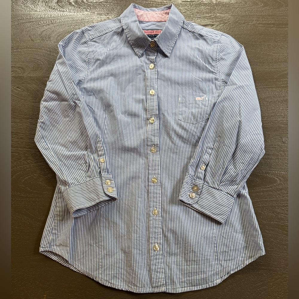 Vineyard Vines Women’s Blue & White Striped Button Down, 3/4 sleeves, size 2